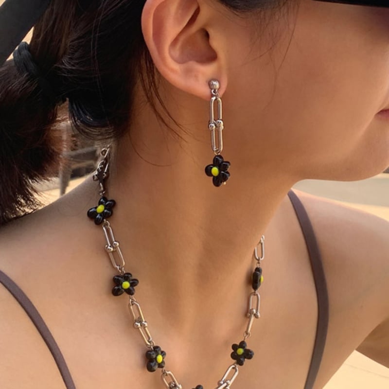 

VERRYTASTE Hoof Crease Ball Necklace Silver