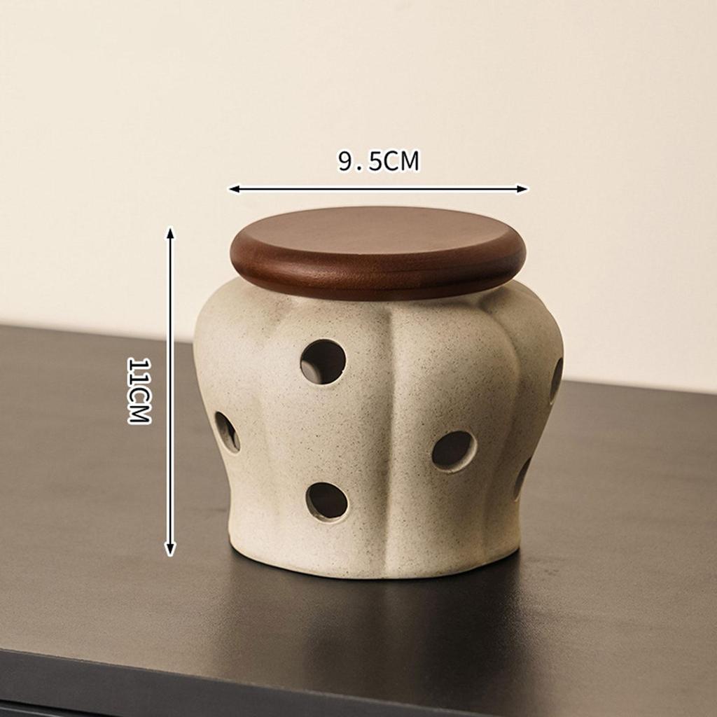 Ceramic Garlic Keeper Creative Storage Holder for Restaurant Home Kitchen