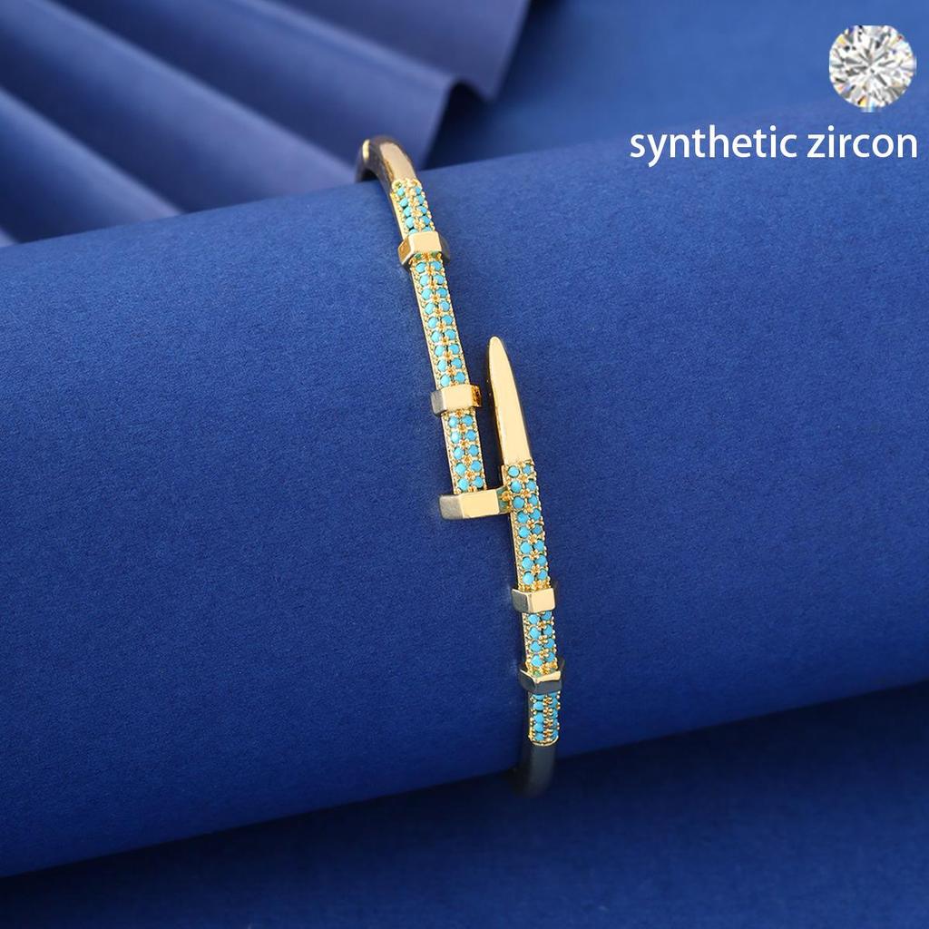 Exquisites 2025 Europäisch-Amerikanisches Nagelarmband mit Zirkon, Luxuriöser Kupferschmuck