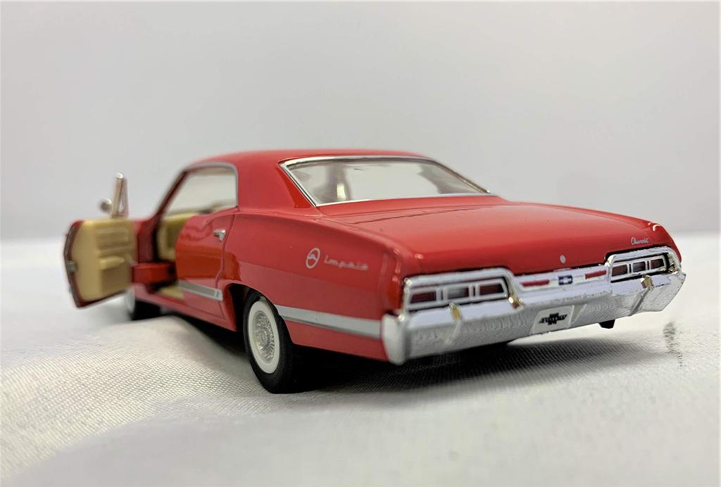 KiNSMART Scale 1967 Chevrolet Impala Pullback Diecast Car 1/43 (Red)