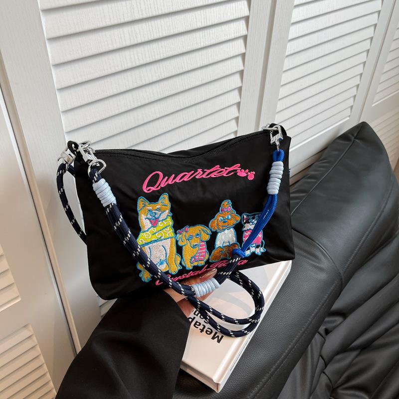 Casual simple texture trendy fashion small square bag 2025 summer new foreign style women's personalized shoulder messenger bag