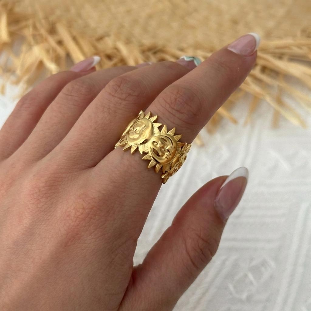 

Stainless Steel Irregular Geometric Ring for Women Vintage Gold Color Sun Leaf Joint Finger Ring Party Versatile Jewerly Gifts