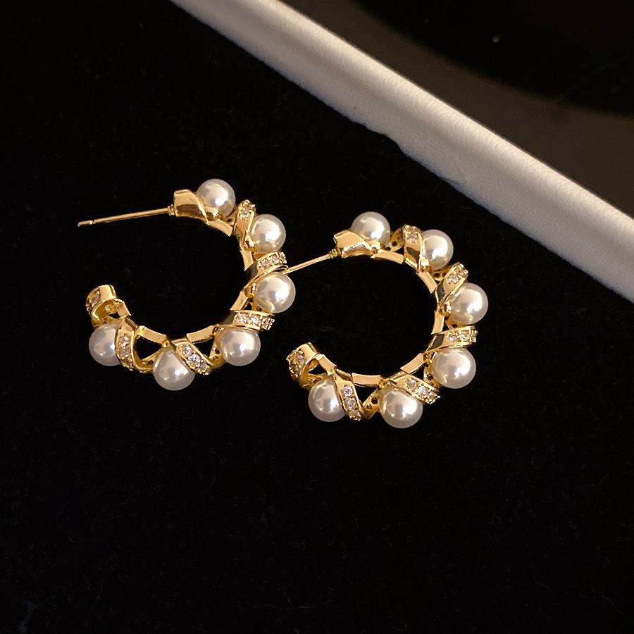 

K real gold electroplated silver needle zircon pearl C-shaped earrings European and American retro temperament earrings light luxury high-end earrings