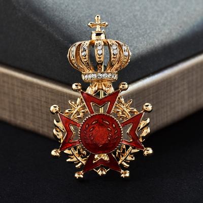 Fabrikpreis Strass Krone Medaille Brosche Neutrales Design Casual Party Kleidung Zubehör