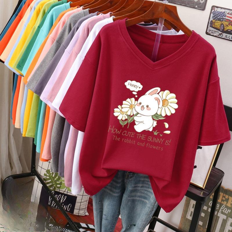 Dámské tričko s krátkým rukávem, volného střihu, zeštíhlující top s potiskem a výstřihem do V