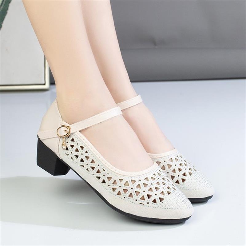 Mesh soft leather soft-soled sandals women's summer single shoes fashionable hollow breathable women's shoes medium heel mother dancing shoes
