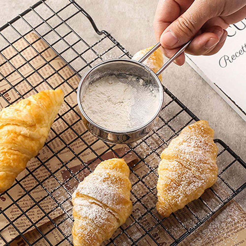 Lightweight Flour Sieve Strainer Round Mini Flour Sifter Mesh Round Sifter  Cheesecake Pizza Bread