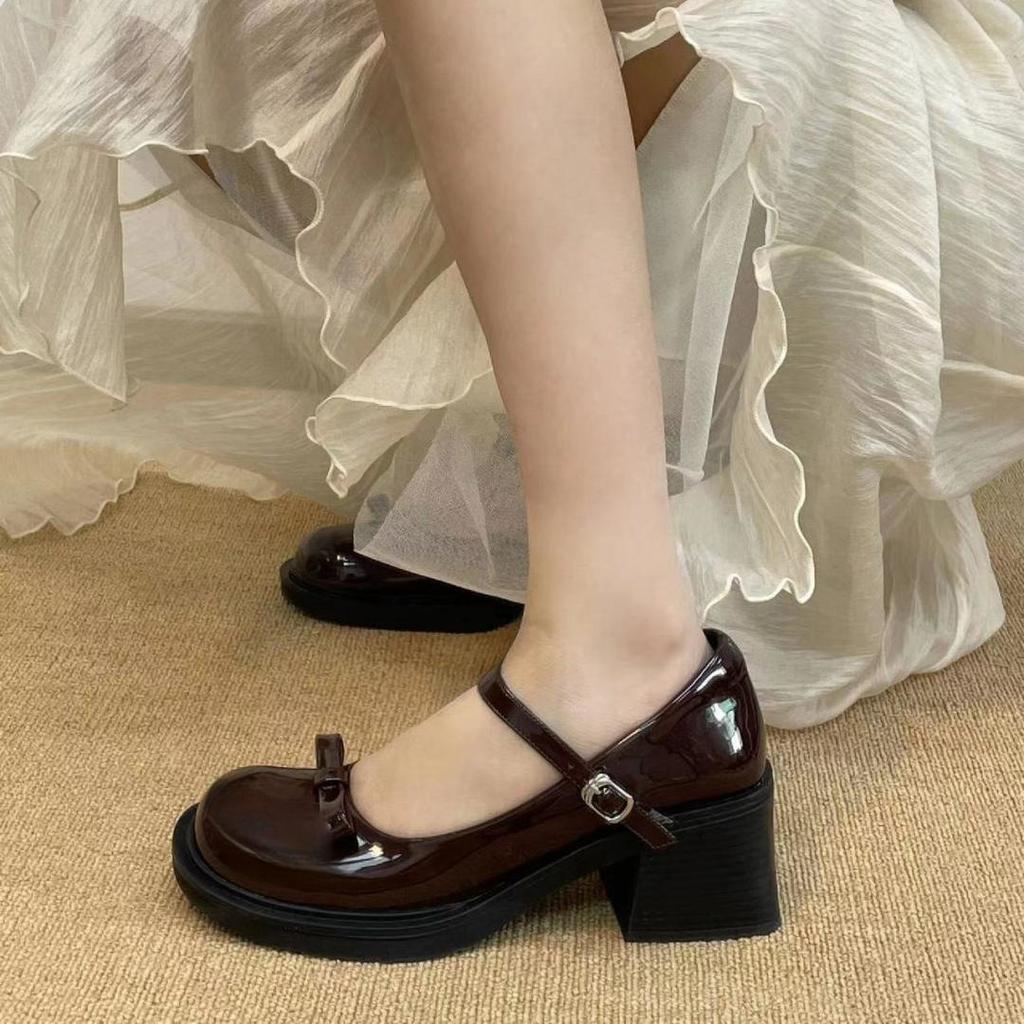 Damen Retro Mary Jane Schuhe Klobiger Absatz Schmetterlingsknoten Japanischer JK Stil Riemen Schlichtes Design Sommerschuhe