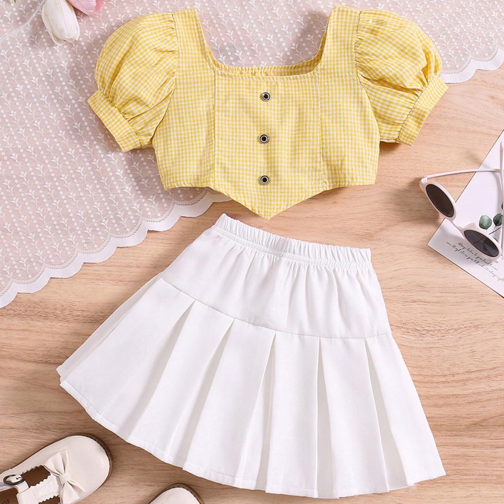 Girls' Fashion Set: Summer Children's Checkered Flared Sleeve Square Neck Pullover, Solid Color Patchwork Pleated Skirt Two-piece Set