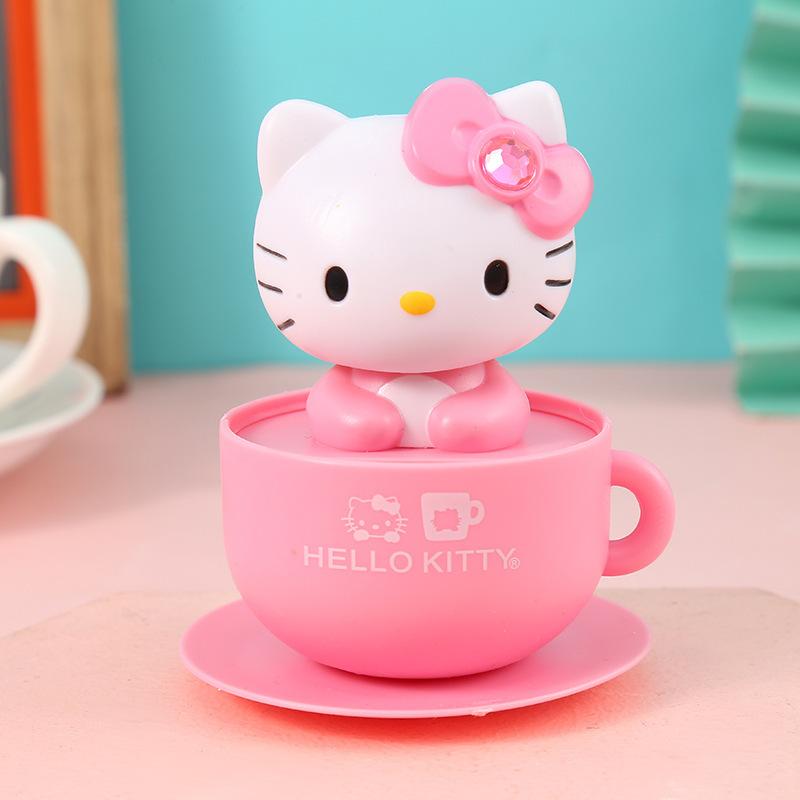 

Kawaii HelloKitty Solar Car Ornament, Home Decoration Small Model, Suitable for Small Decorations on Room Tabletops
