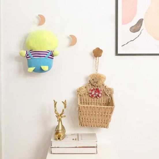 Wooden Wall Hook Lightweight Adhesive Hook with Natural Wood Grain Design Hook for Items Kids Schoolbags Hats Scarves