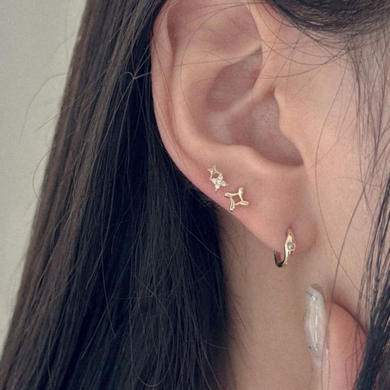 youngglow 14k double sparkle piercing