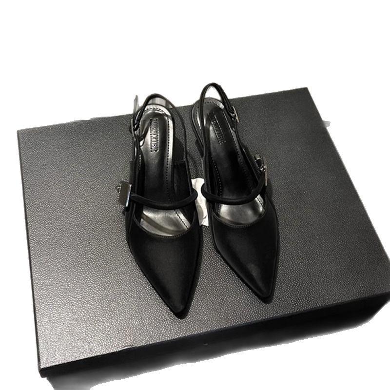 Fashion thick heel temperament pointed French fairy Roman bag head sandals women's skirt 2025 summer new