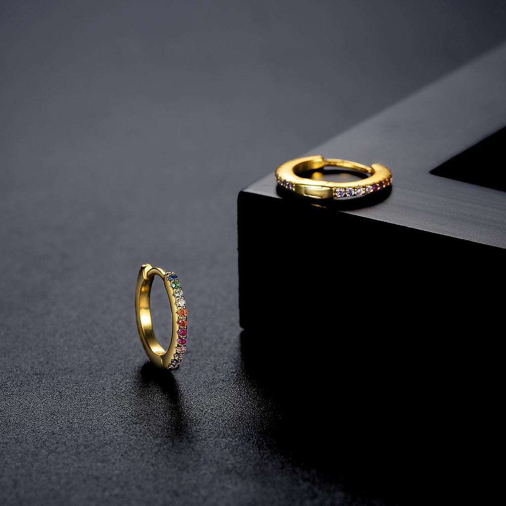 LUOTEEMI Rainbow CZ Paved Woman Diamond Jewelry 14K Gold Zircon Plated Huggie Hoop Earring