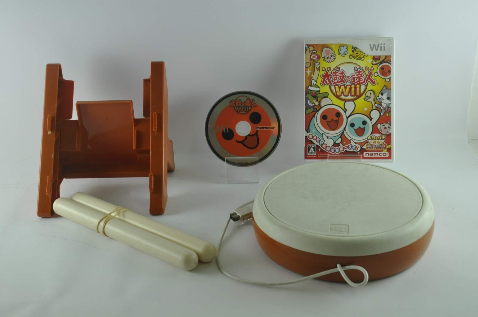 

Тайко но Тацудзин Wii (включает в себя специальный контроллер тайко «Taiko to Bachi»)