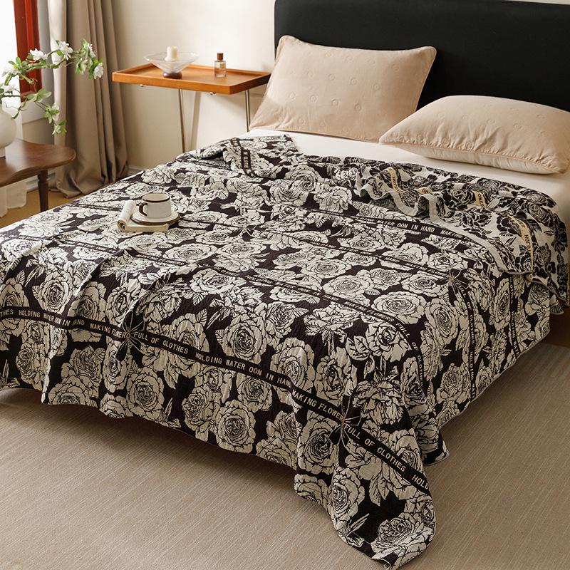 

Maillard Color Jacquard 100% Cotton Summer Blanket and Towel Quilt 100x150 cm