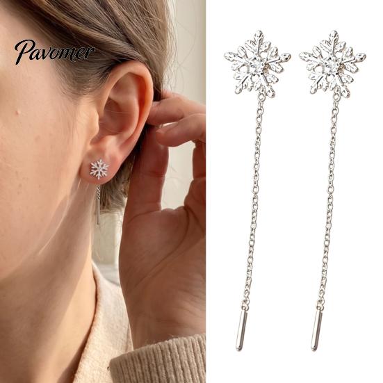 Snowflake Dangle Earrings 1 Pair for Women, Sparkling Earrings, Winter Long Versatile Alloy Ear Ornaments Chain Line Drop Minimalist Christmas Jewelry