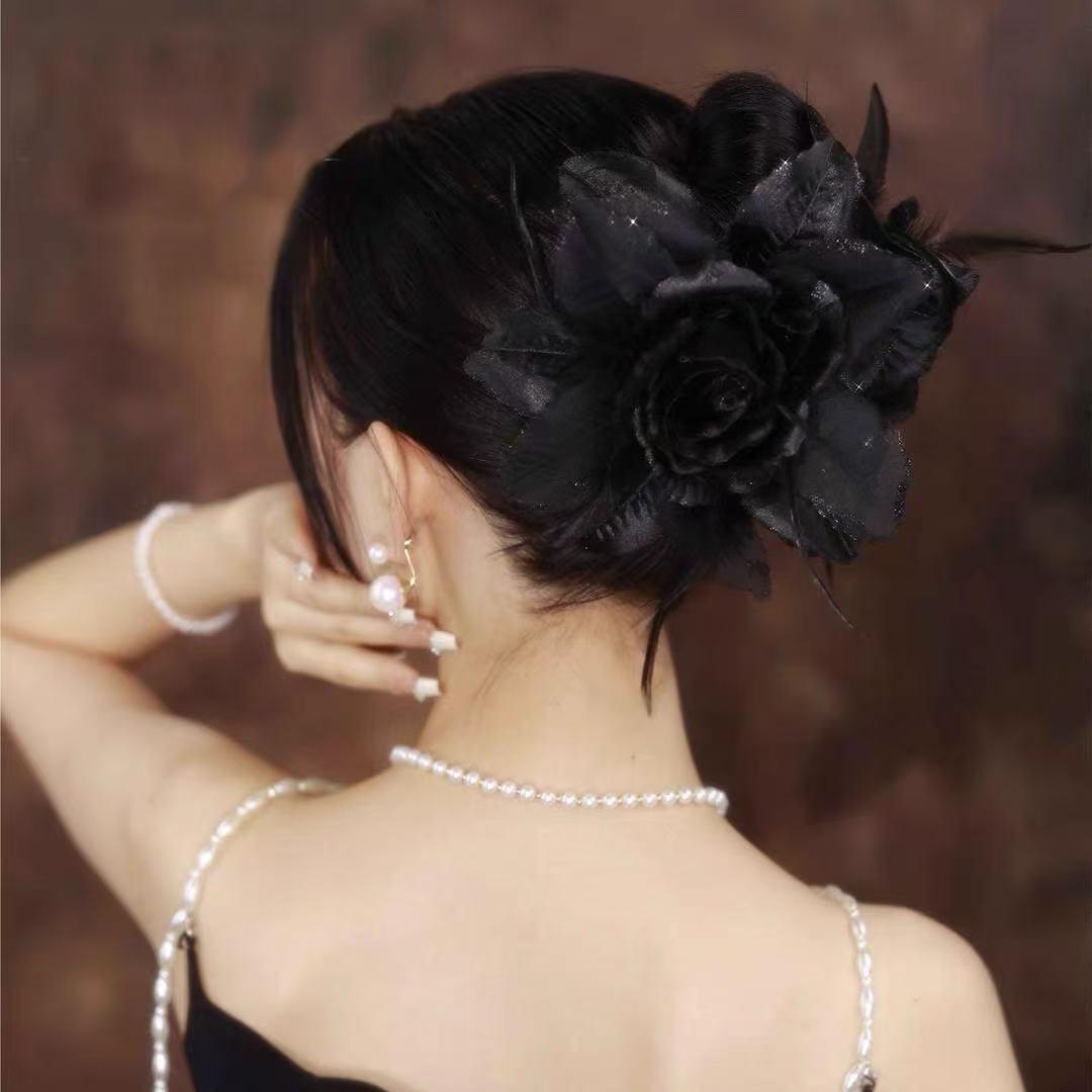 Elegant Black Retro Feather Hair Clip - 2026 Hong Kong Style Design