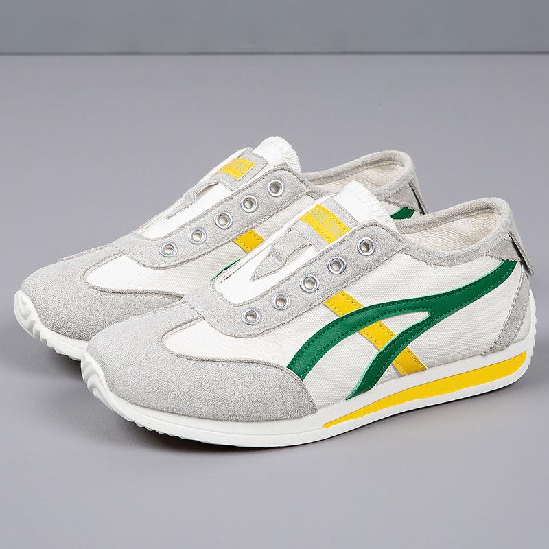 The New Autumn One-pedal Little White Shoes Are Breathable and Versatile, and the Casual Soft Sole Is Not Tired.