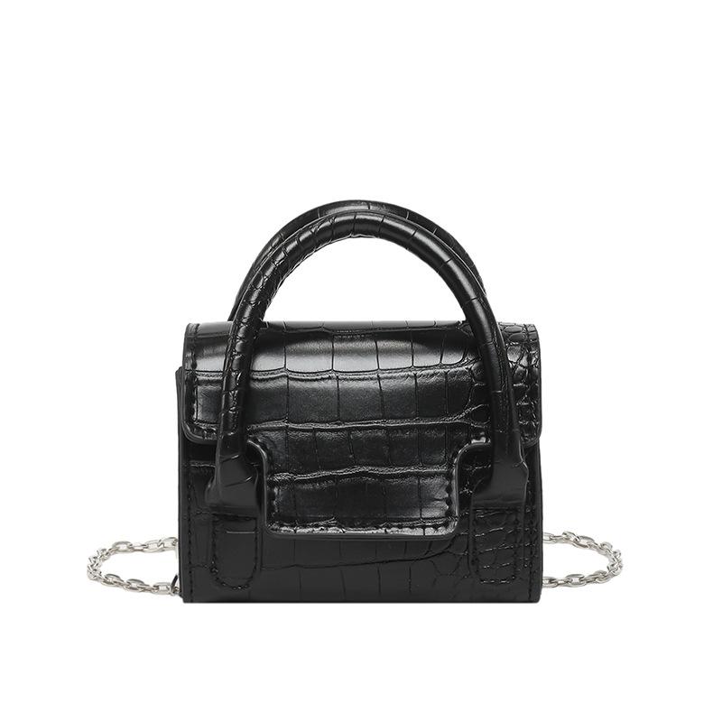 

Korean version shoulder bag popular retro messenger bag foreign style hand carry women s bag 2025 new Japanese mini square bag