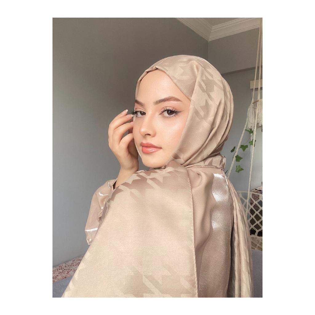 Houndsfoot Patterned Silky Jacquard Shawl