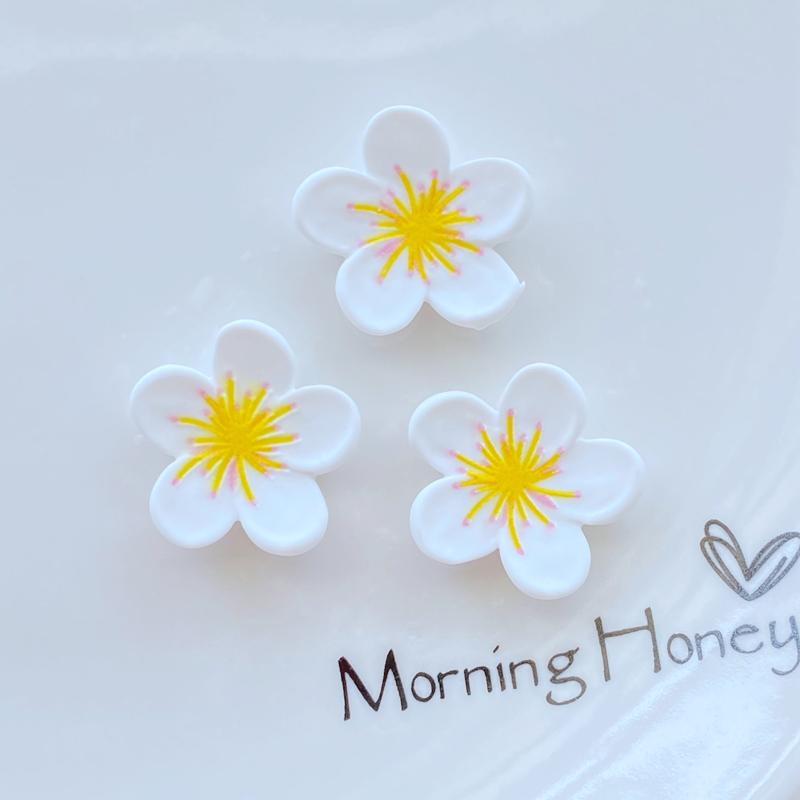 

10Pcs New Cute Mini Cartoon Peach Blossom Flat Back Resin Cabochons Scrapbooking DIY Jewelry Craft Decoration Accessories