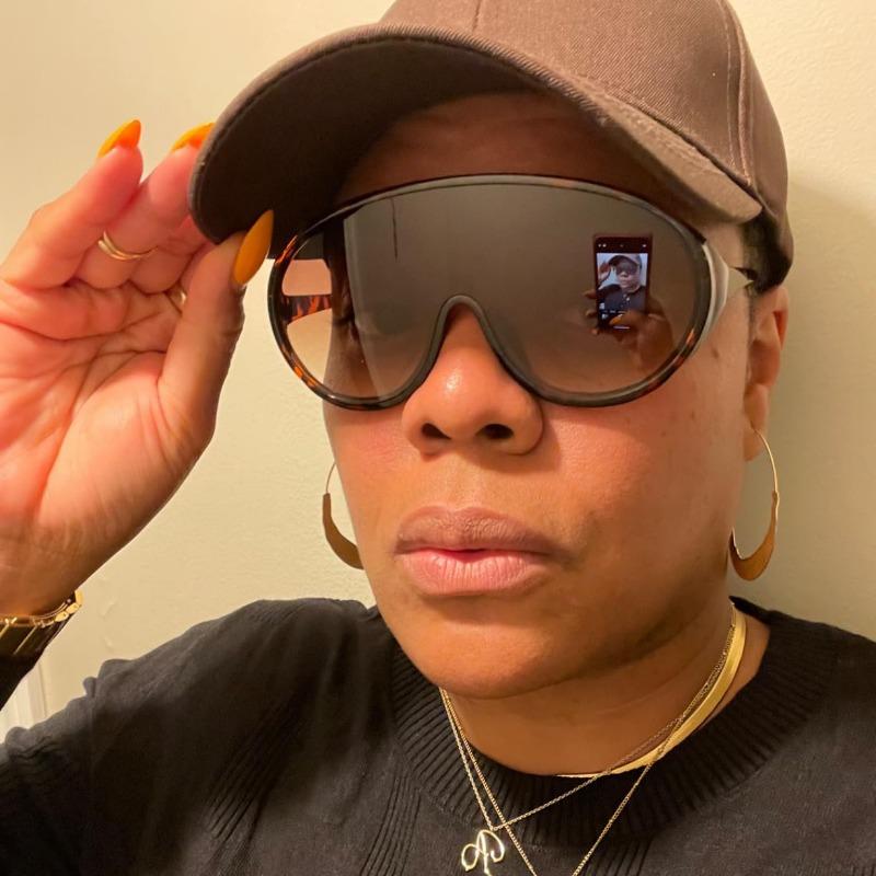 non-polarized Oversized Fashion Sun Glasses Women New Mirror Sports Goggle for Outdoor Cycling Trendy Stylish Brand Design Shades