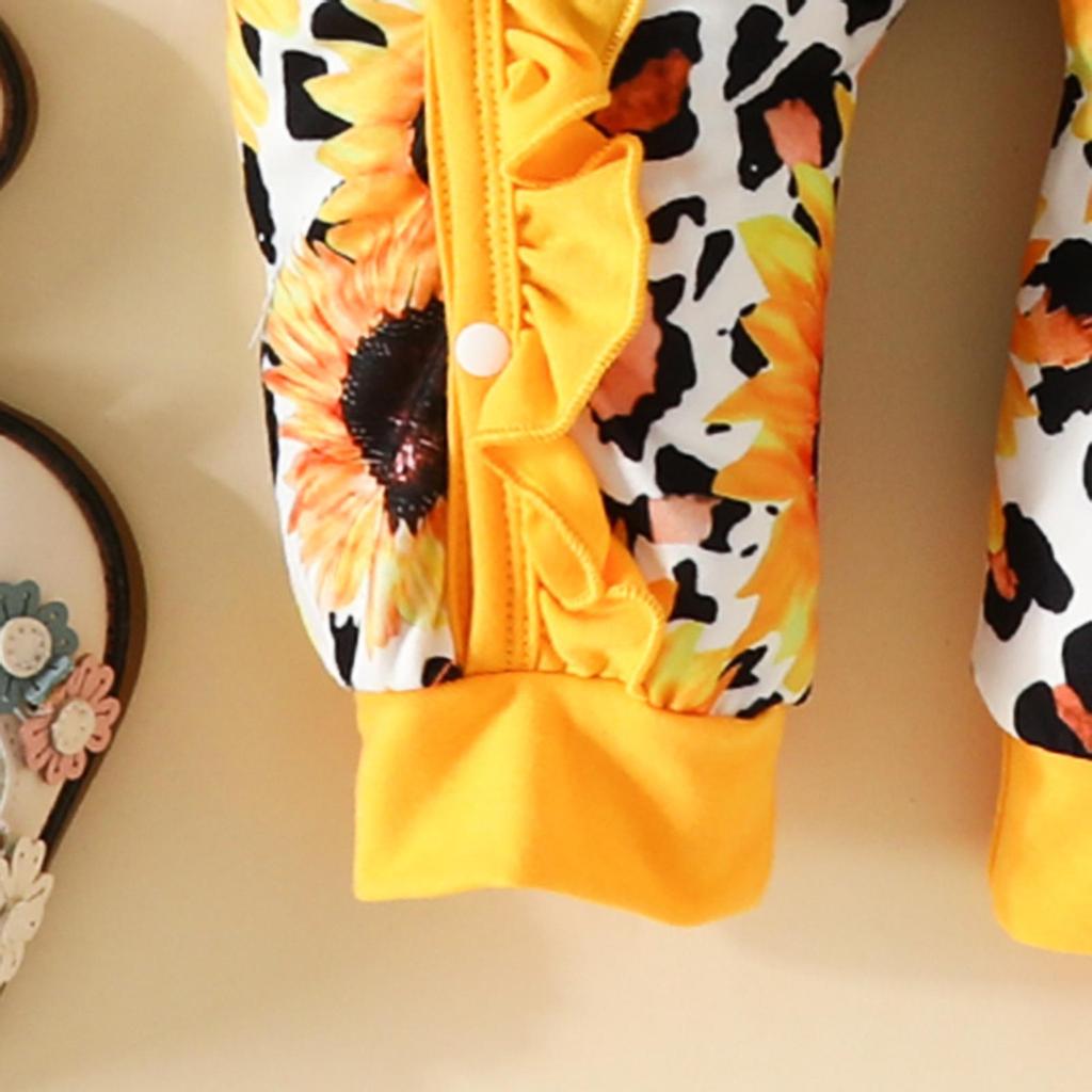 Baby Horn Floral Bodysuit & Lace Hat Set - Girl's Three-Piece Outfit for Crawling