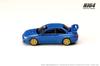 HJ64 Subaru Impreza 22B STi Verze Rally Základní Vůz CARBONOVĚ MODRÁ Hotový Produkt HJ647041BL 1/64 (GC8)
