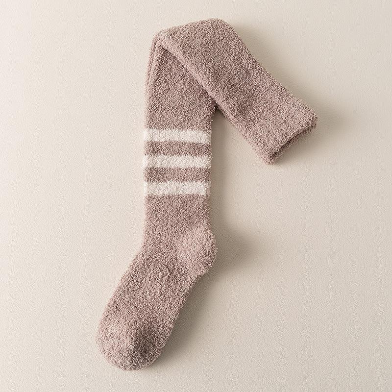 Kniehohe Socken aus Korallenfleece, Verdickte Winter-Langbein-Kniepolster aus Fleece, Locker sitzende Socken für ältere Menschen, Herren-Hausschlafsocken für den Boden