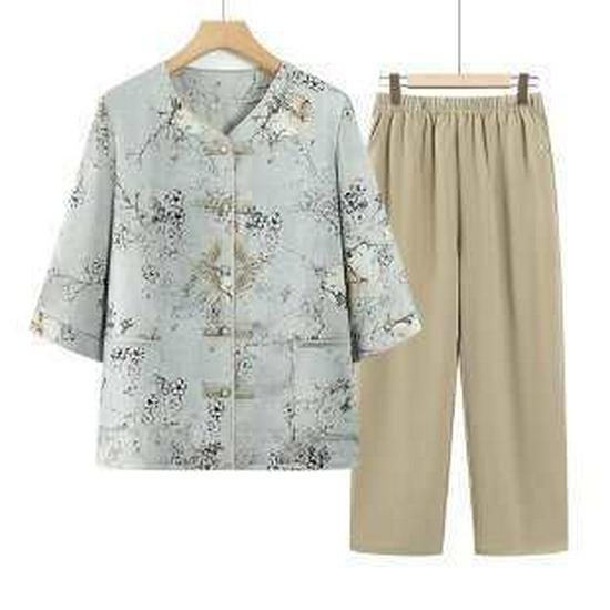 Stylish Chinese-Style Summer Suit: Women s Short-Sleeve Shirt for Middle-Aged & Elderly 5XL