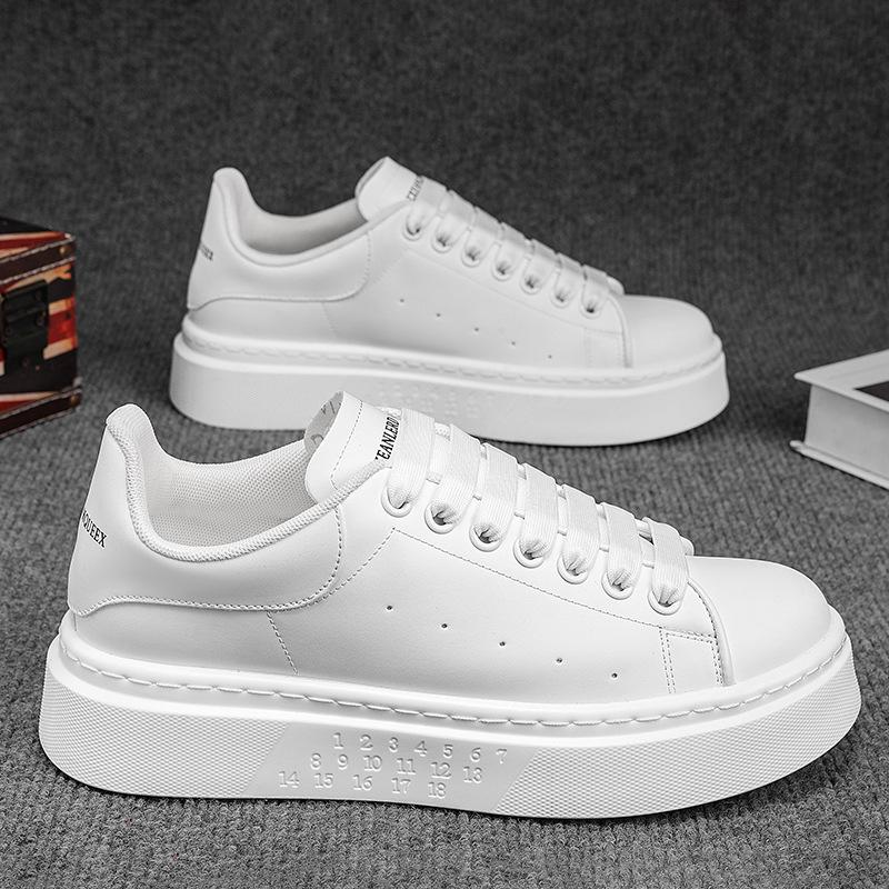 

Новые трендовые высокие кроссовки мужские нескользящие туфли на шнуровке плоские дышащие повседневные модные подростковые студенческие прогулочные туфли 39 белый