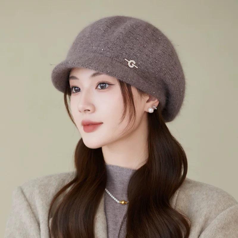 Hat Women's autumn and winter knitted hat Warm cap New winter wool hat