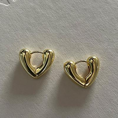 Love Earrings New Year's Trendy Niche Design High-end Earrings Earrings Ear Buckles