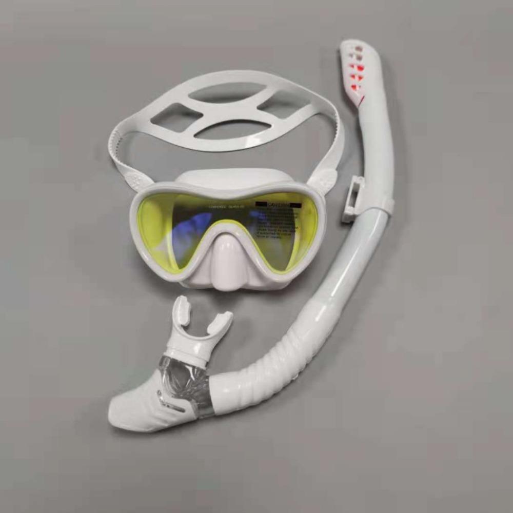 Diving goggles snorkel set