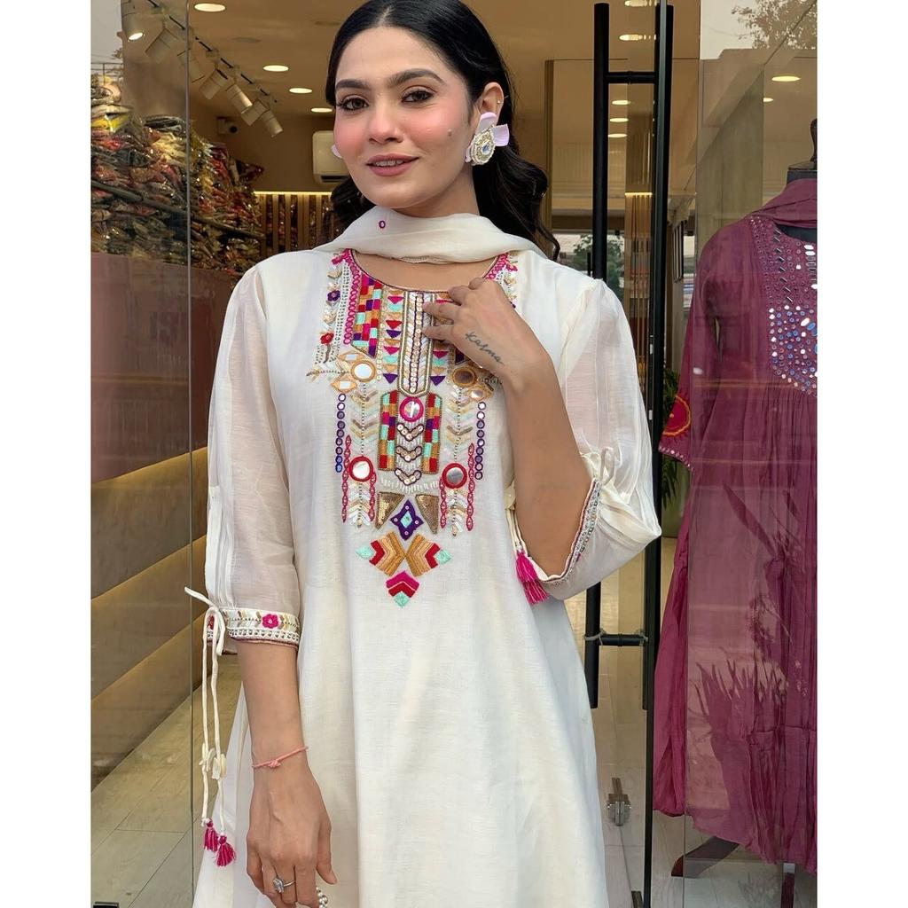 Wunderschönes Indisches Damen Kurti Salwar Anzug Bollywood Partykleidung Kurta Hose Dupatta VFP-1795a