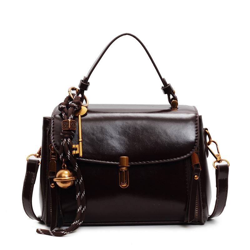 Retro Portable Small Square Bag Women's 2025 New Trendy Autumn and Winter Fashion Korean Niche Design Shoulder Messenger Bag