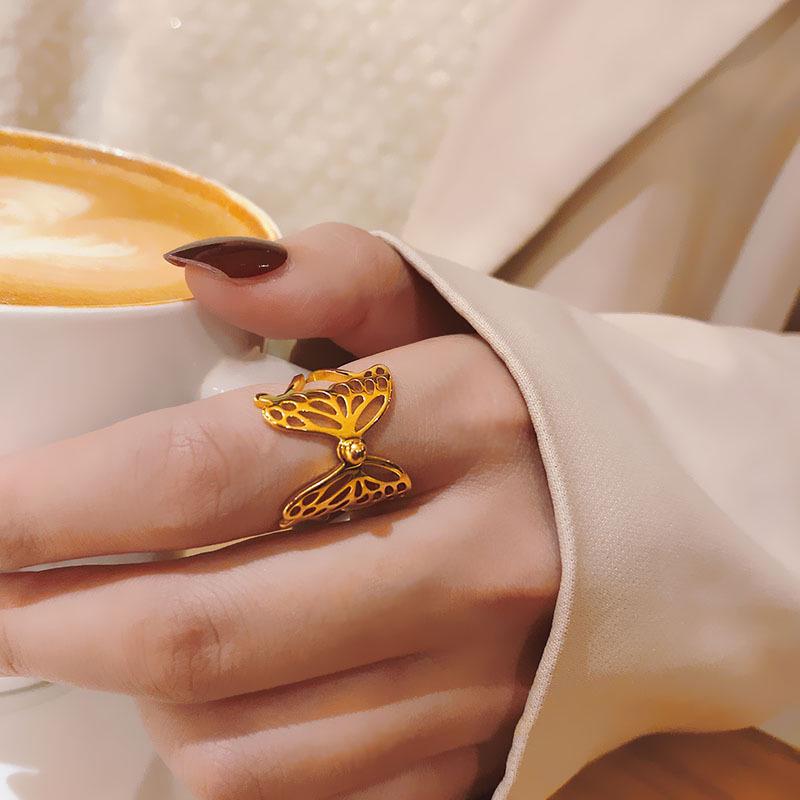 18k Gold Butterfly Love Titanium Steel Ring - European & American Trendy Women's Jewelry