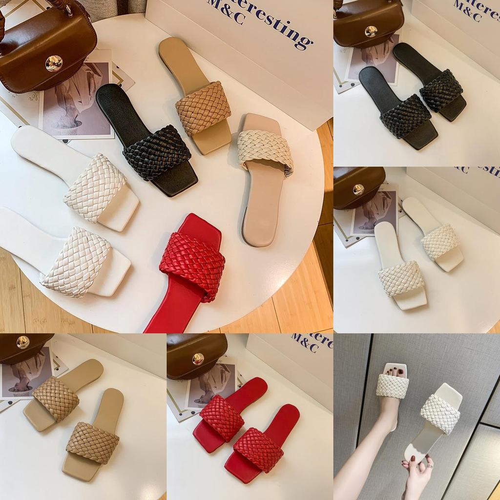 Summer Womens Flat Slippers With Nonslip Sole For Daily Wear