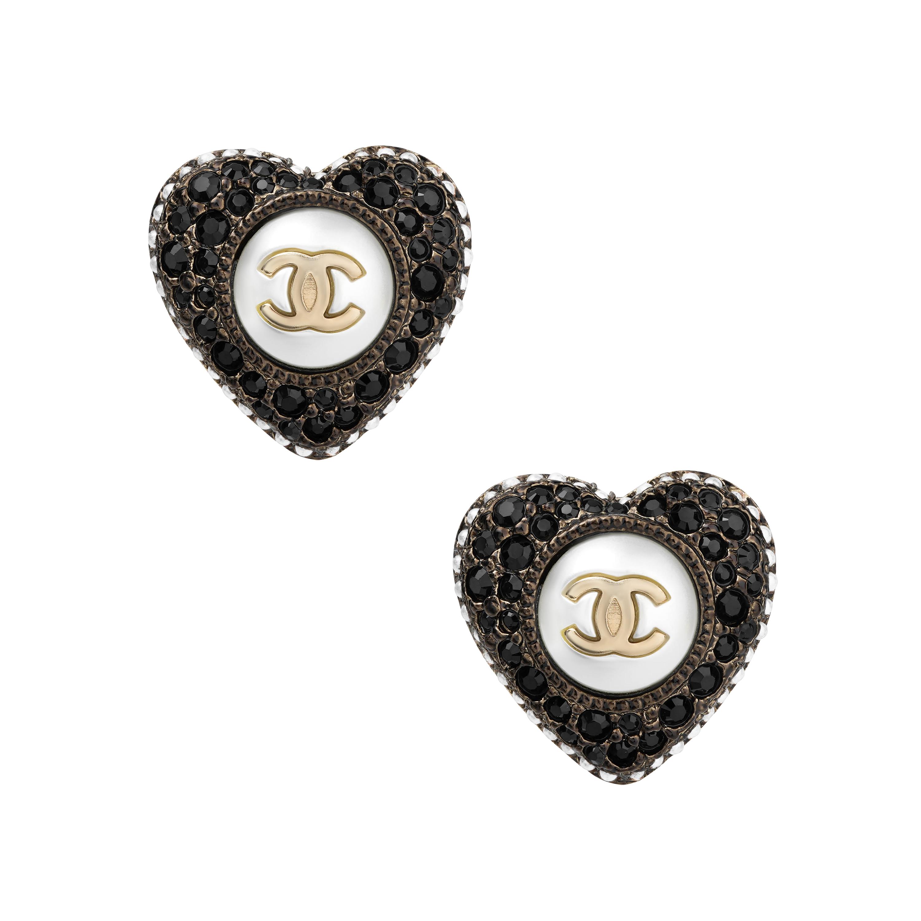 

Chanel Classic Double C Heart Earrings Women earrings Gold AB9399B09088NK216 Gold,F