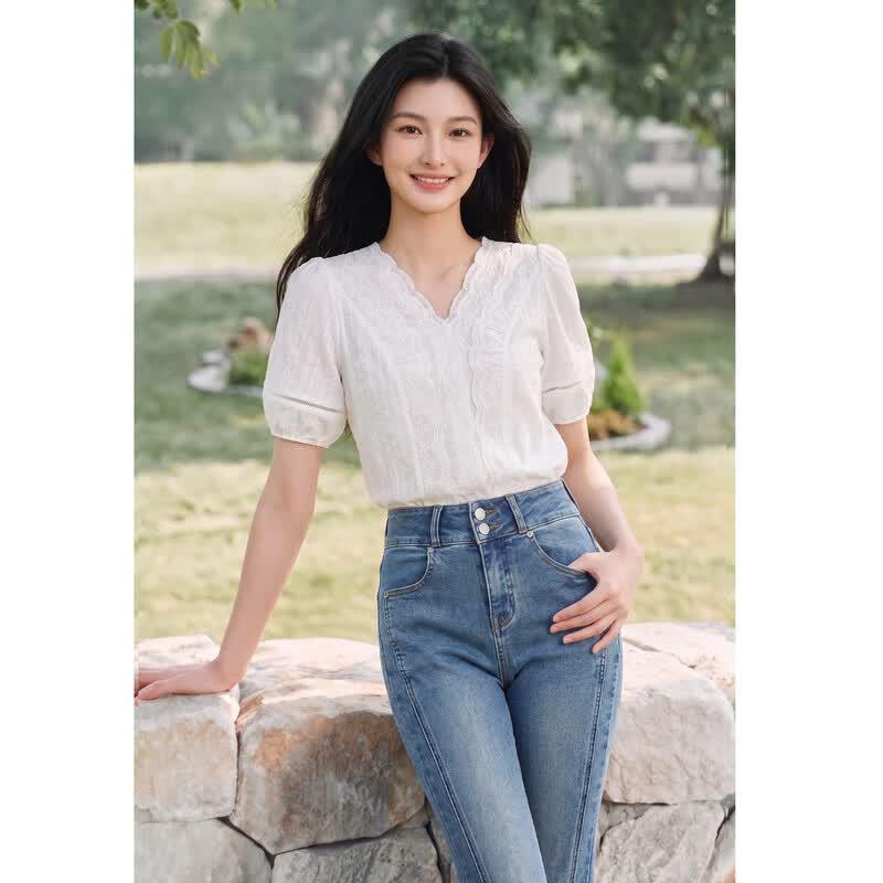 Women s V-Neck Lace Lantern Sleeve Blouse S