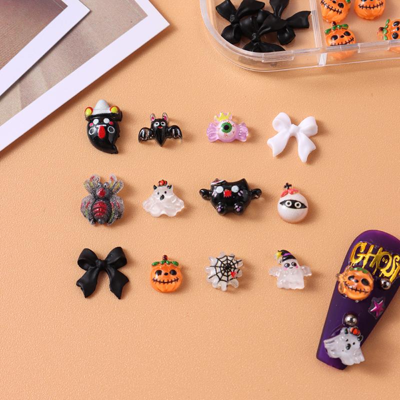 12 Grids Cute Spooky Ghost Pumpkin Nail Art Decorations Spider Bat Halloween Gothic Design Nail Art Jewelry Manicure Accessories
