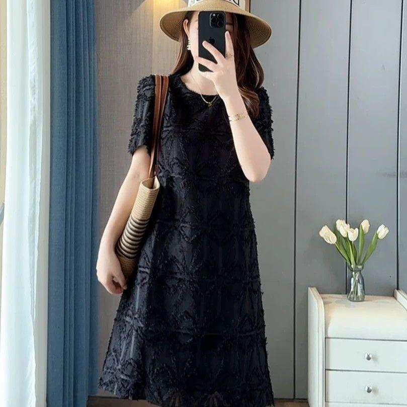 Summer 2026 French Dress: New Slimming Designer Look, Gentle Square Shoulders, Loose Korean Style