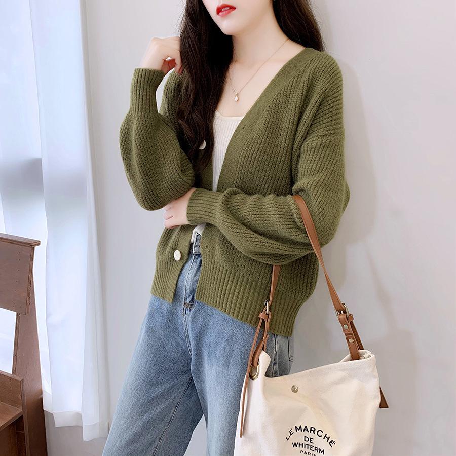 Lazy Style V-Neck Knit Cardigan: Loose-Fit, Long-Sleeve, Single-Breasted Sweater for Spring and Autumn