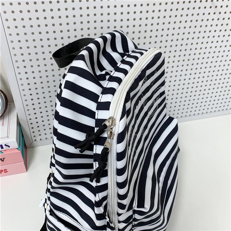 Striped Print Student Schoolbag Women's Large Capacity Commuter Backpack