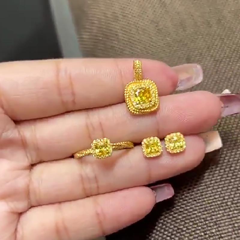 S925 Sterling Silver Yellow Diamond Square Ring with Citrine, Women's Gold Tone, Fashionable Light Luxury Jewelry