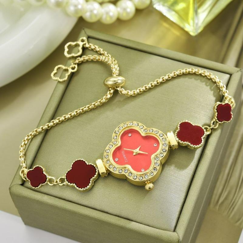 Lättdragen Fyrklöver Armbandsur Dam Grön Diamantbesatt Ljus Lyx Nischad Högklassig Temperament Utsökt