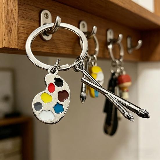 2PCS Palette Keychain with Metal Chain Buckle Keyring Easy Carry Durable Alloy Artistic Palette Shape Key Holder for Art Lovers Bag Charms