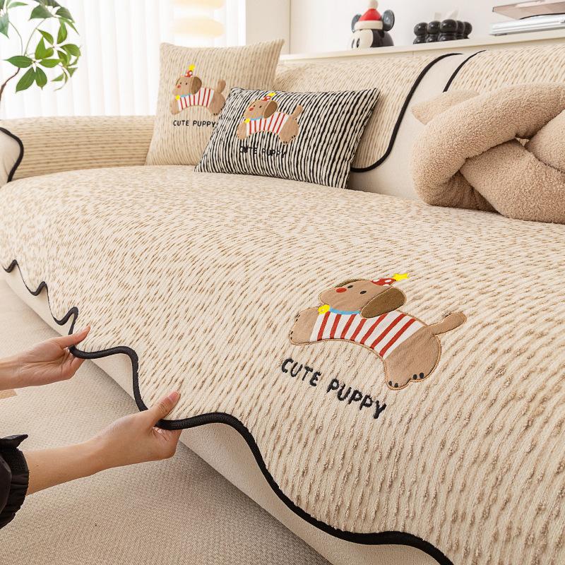 Creative Cartoon Shaped Sofa Cover Fabric Anti Slip New Irregular One-Piece Straight Sofa Cushion Cover Suitable For All Seasons