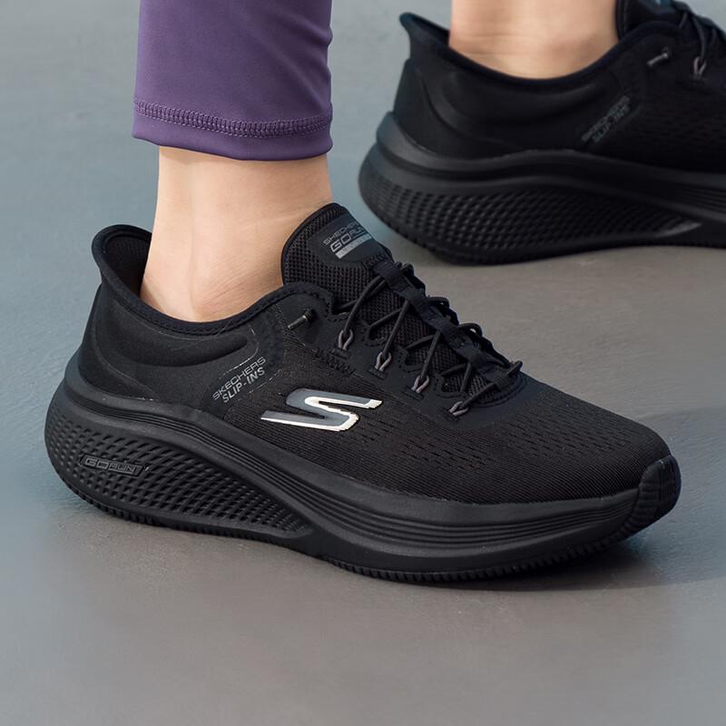 Skechers Women's GO7/24 Running Shoes